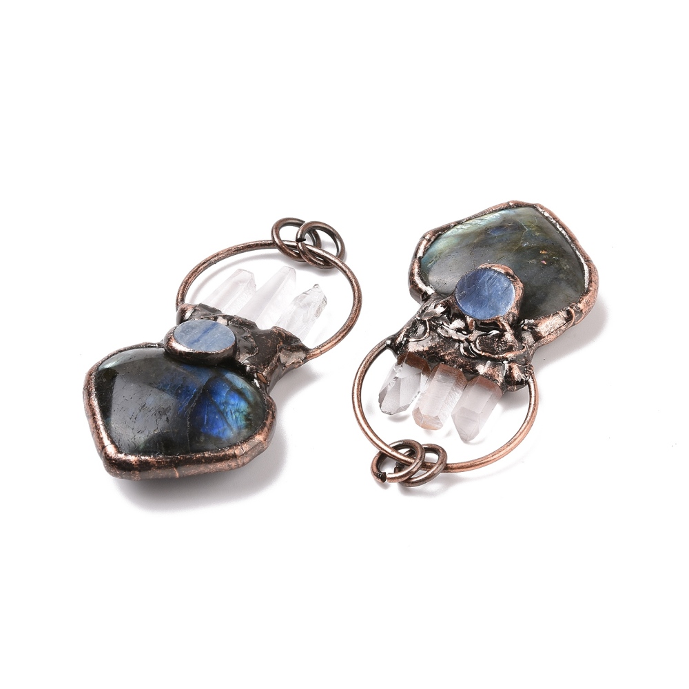 labradoriidi ja mäekristalliga ripats