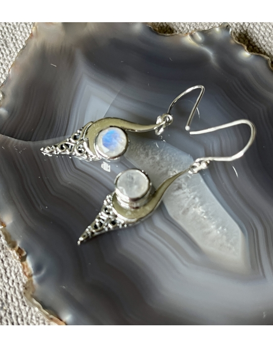 vikerkaare kuukiviga kõrvarõngad