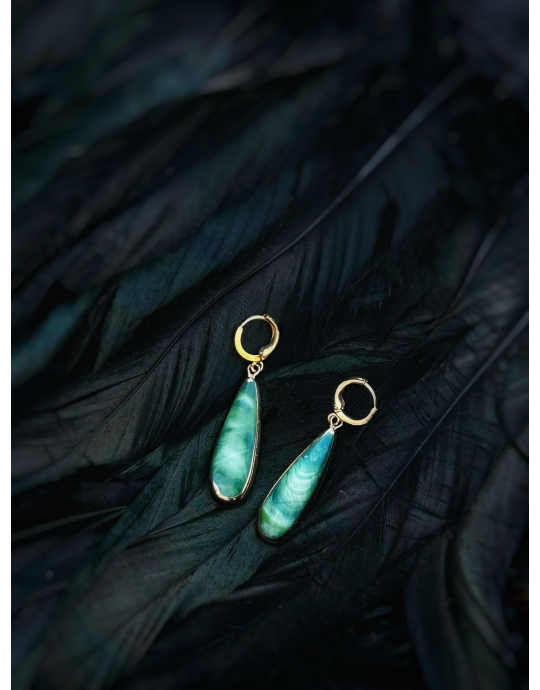 rohelise teokarbiga kõrvarõngad